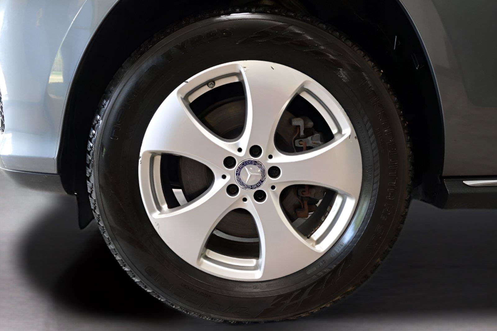 Used 2019 Mercedes-Benz GLS 450 4MATIC w/ Premium 1 Package image 38