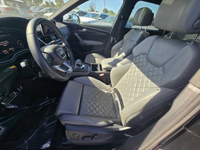 Used 2018 Audi SQ5 Premium Plus w/ S Sport Package image 25