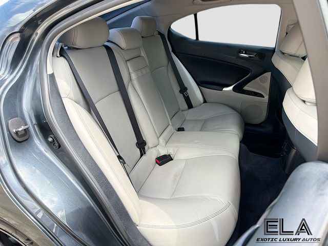 Used 2011 Lexus IS 350 w/ Premium Pkg Value Edition RWD image 28