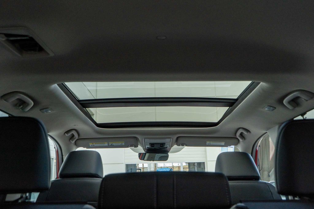 New 2025 Honda Pilot Touring image 15