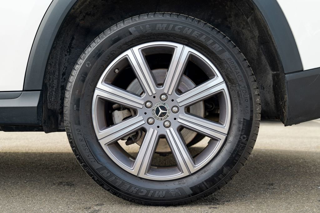 Used 2023 Mercedes-Benz GLS 450 4MATIC image 14