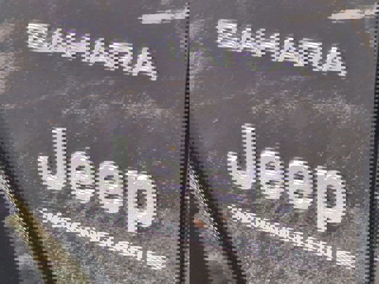 Used 2024 Jeep Wrangler Sahara w/ Safety Group image 12