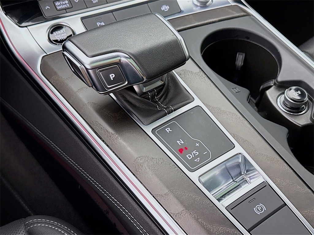 Used 2023 Audi A6 Premium Plus w/ Premium Plus Package image 20