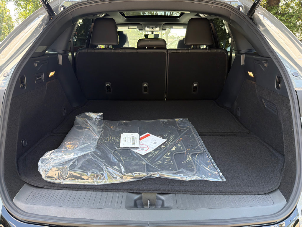 New 2027 INFINITI QX65 Sport w/ Cargo Package AWD/4WD image 18