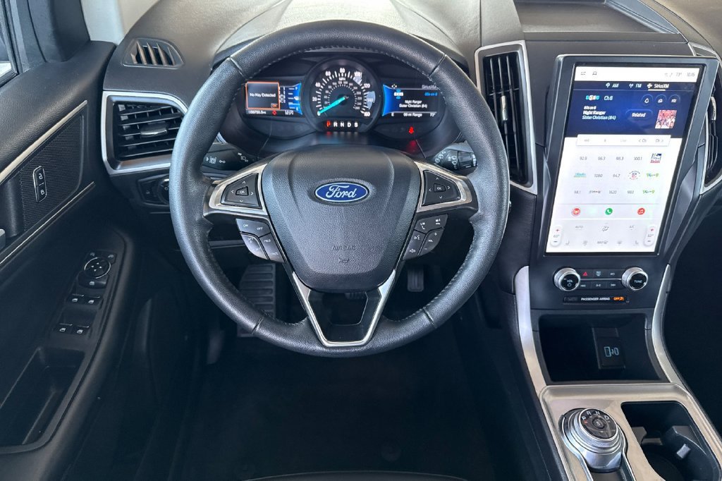 Used 2024 Ford Edge SEL AWD/4WD image 14