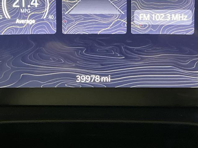 Used 2023 Jeep Grand Cherokee Limited w/ Luxury Tech Group II image 6