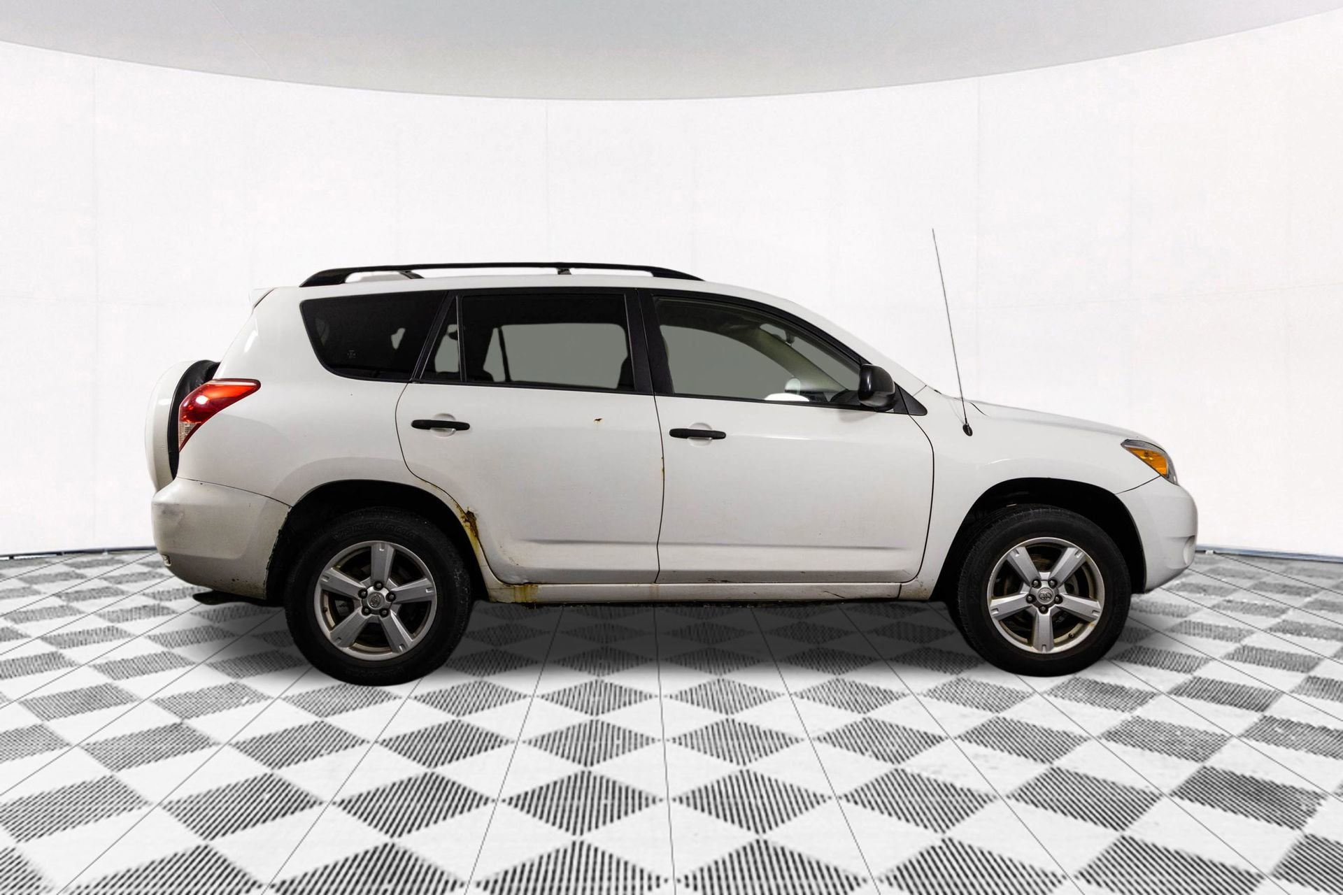 Used 2007 Toyota RAV4 4WD image 14