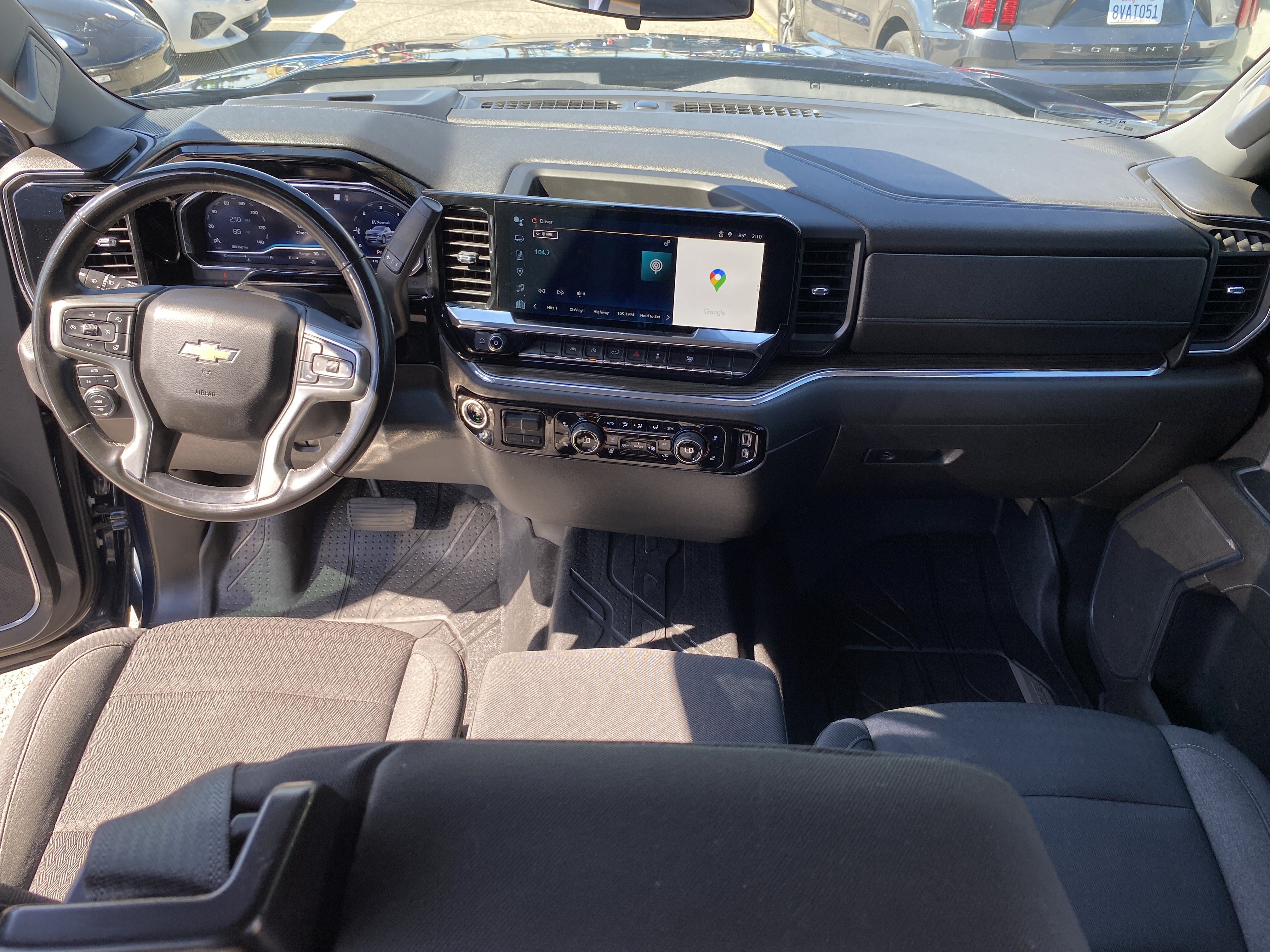 Used 2023 Chevrolet Silverado 1500 LT AWD/4WD image 21
