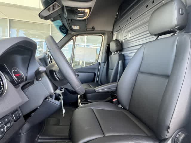 New 2025 Mercedes-Benz Sprinter 2500 image 4