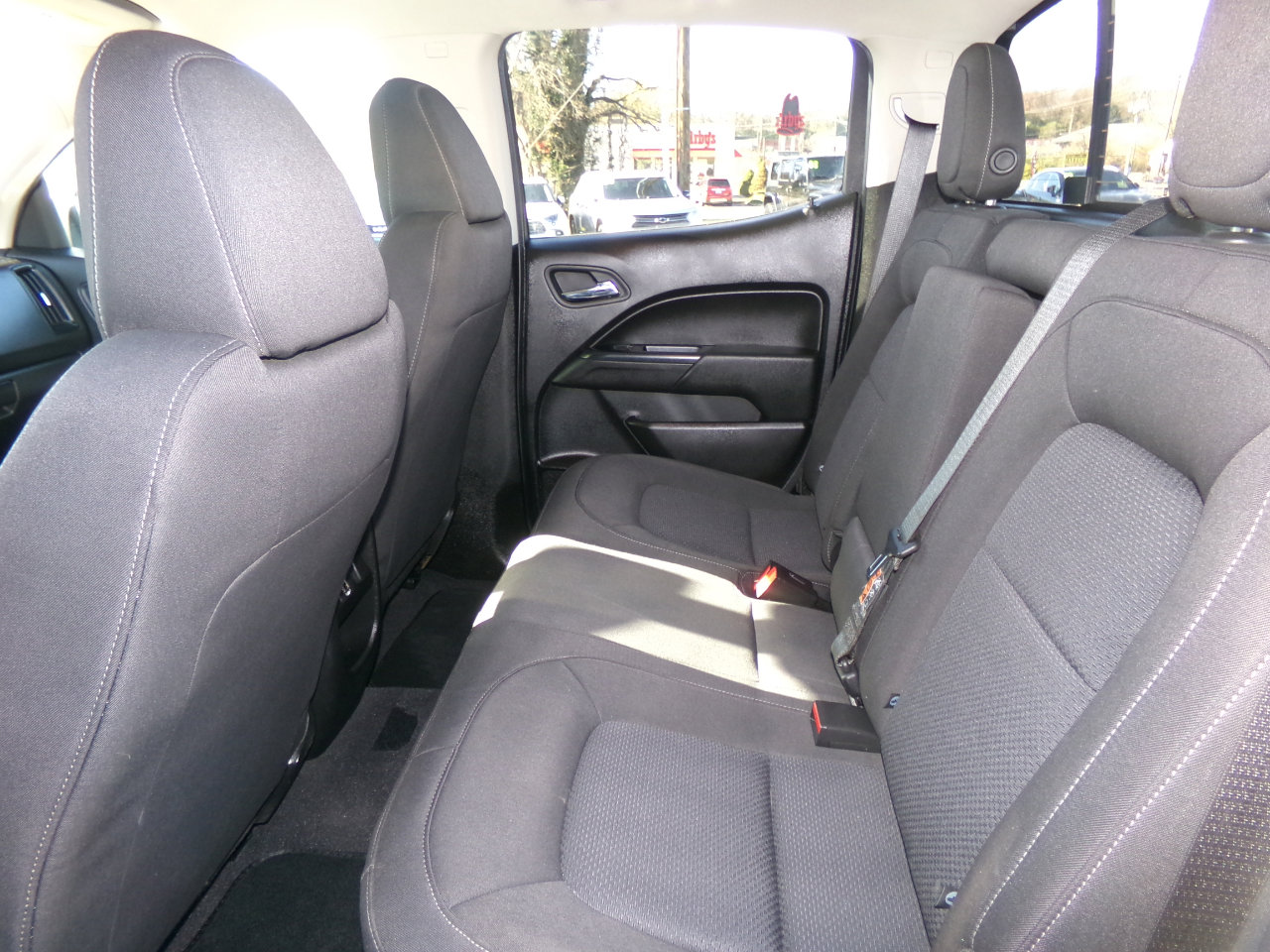 Used 2019 Chevrolet Colorado LT w/ LT Convenience Package image 17