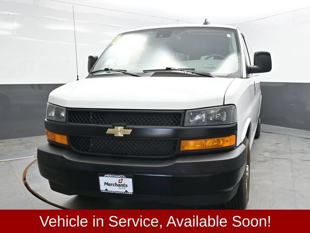 Used 2024 Chevrolet Express 3500 LS RWD image 2