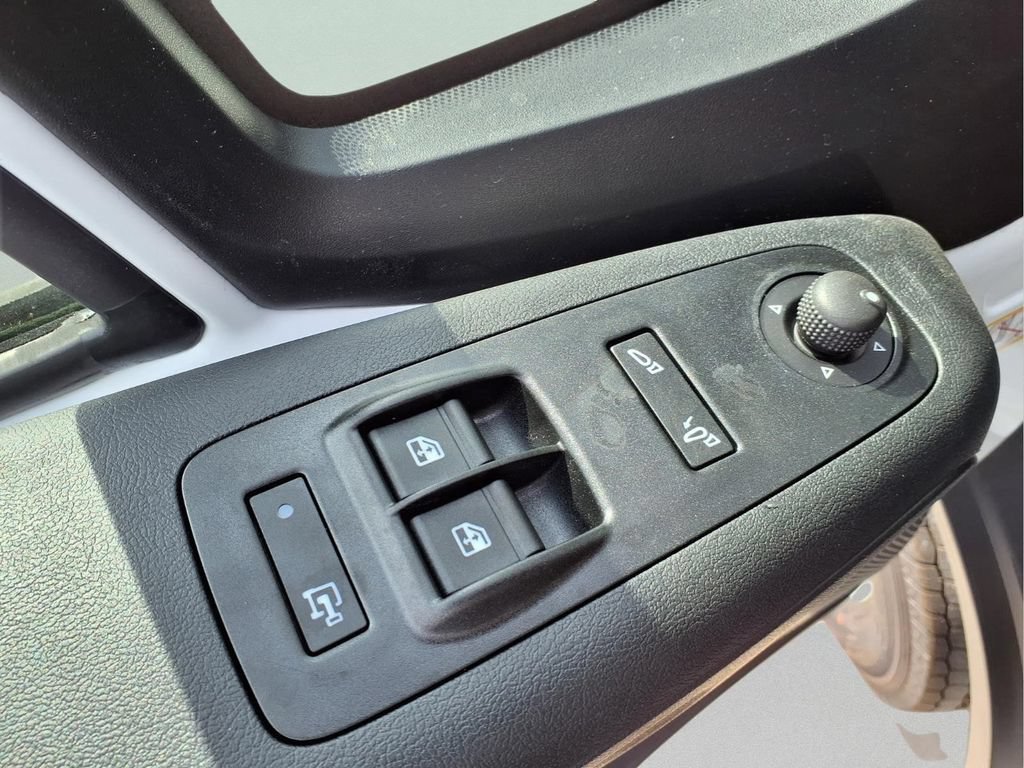 New 2026 RAM ProMaster 1500 w/ Convenience Group FWD image 16