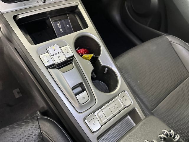 Used 2021 Hyundai Kona Limited image 20