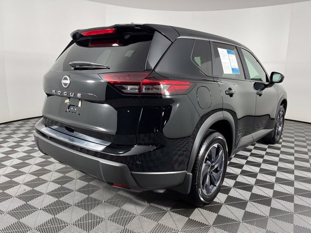 Certified 2026 Nissan Rogue SV FWD image 11
