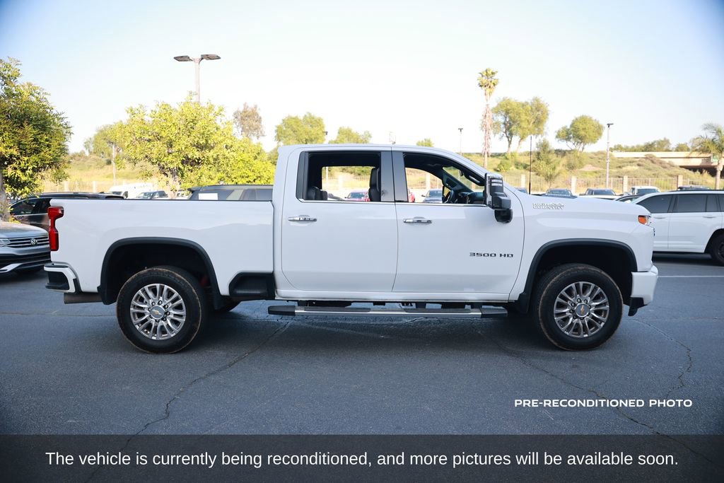 Used 2023 Chevrolet Silverado 3500 High Country w/ Safety Package II image 7
