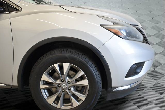 Used 2018 Nissan Murano SV image 13