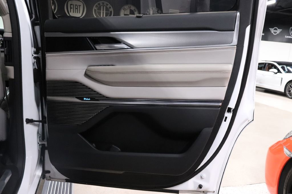 Used 2023 Jeep Grand Wagoneer Series II w/ Premium Group II image 25