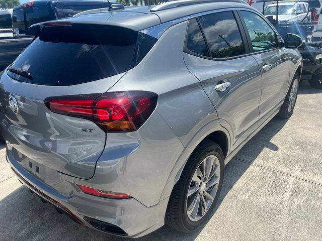 Used 2023 Buick Encore GX Select w/ Sport Touring Package FWD image 12