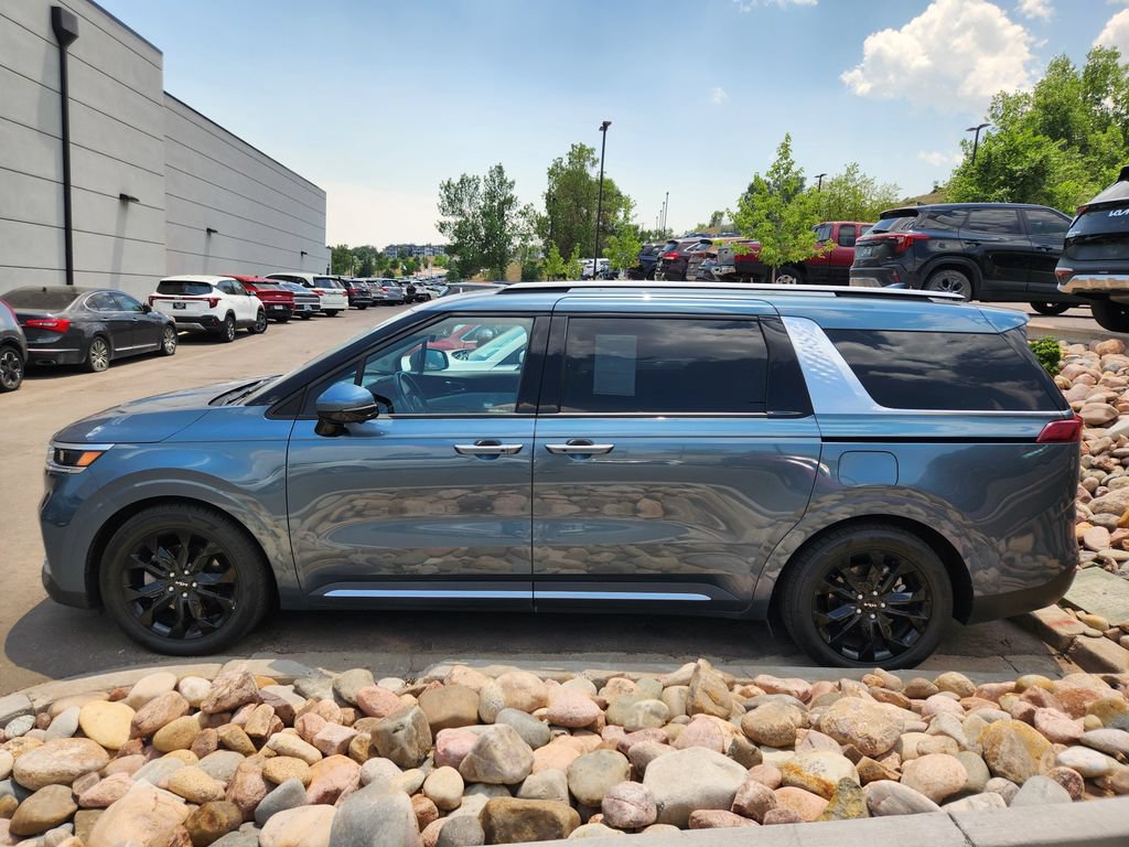 Certified 2022 Kia Carnival SX FWD image 7