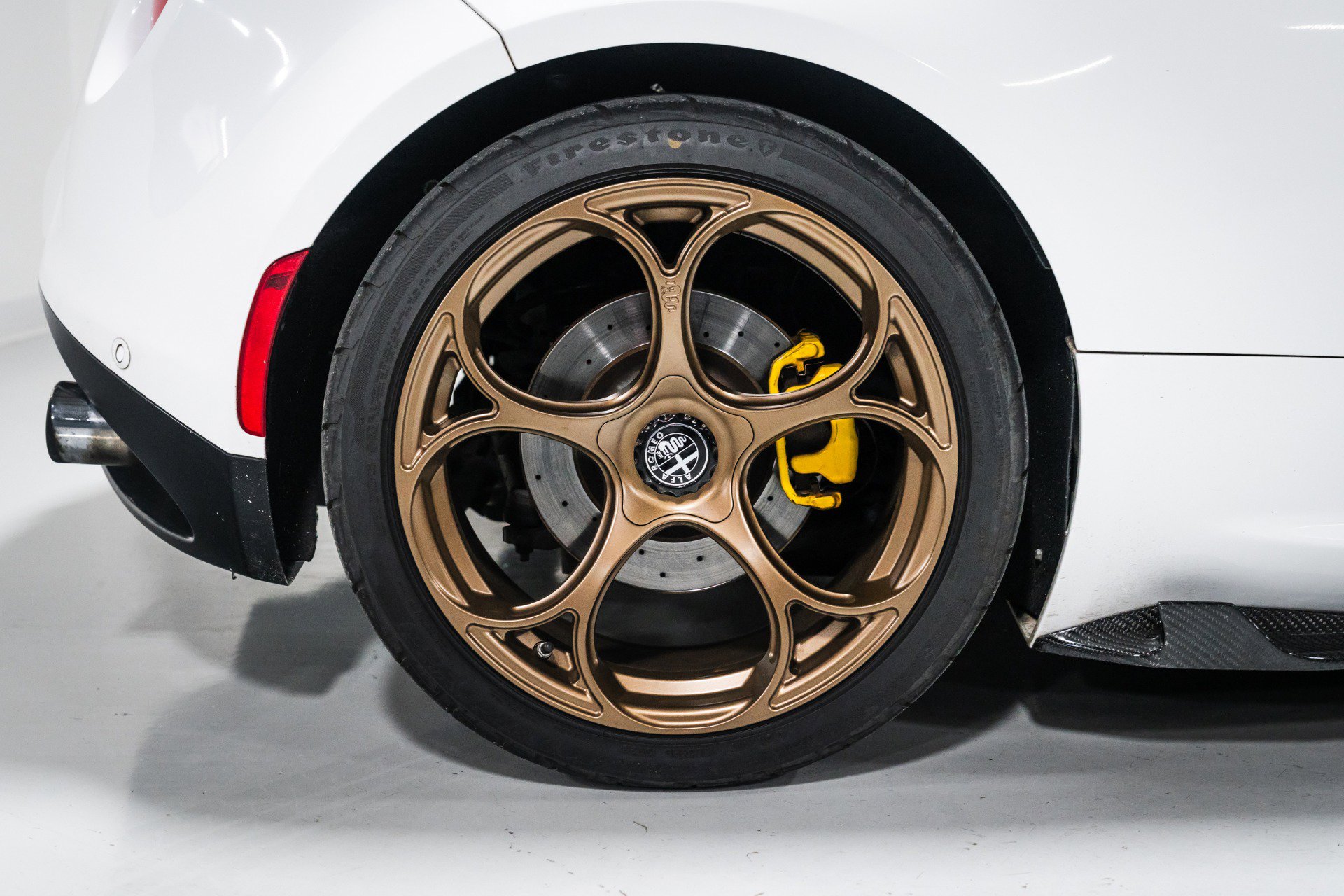 Used 2018 Alfa Romeo 4C Spider RWD image 11