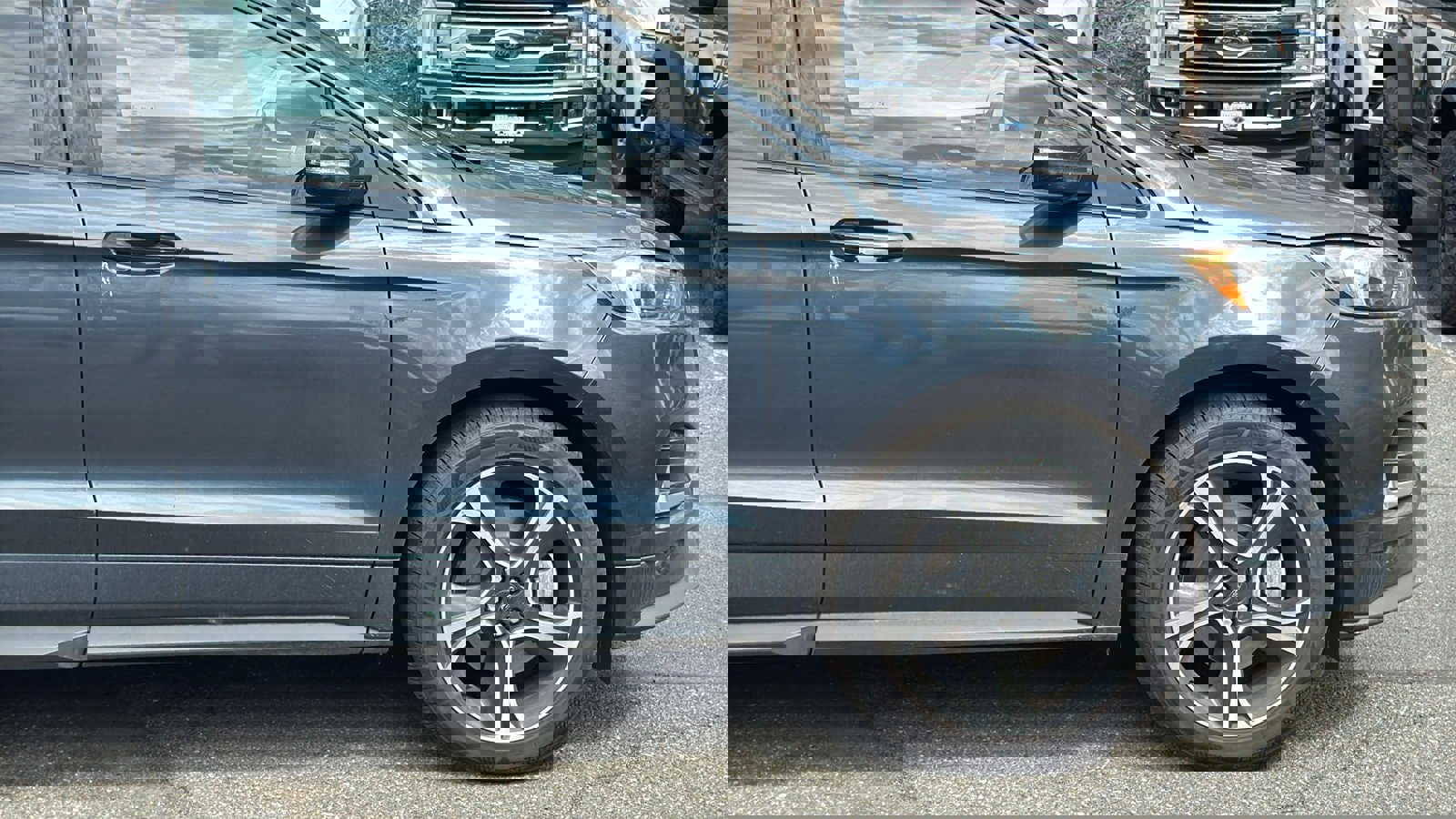 Certified 2022 Ford Edge ST image 5