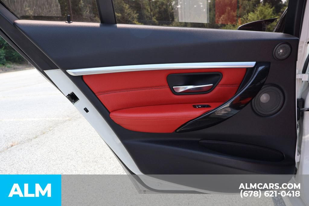 Used 2017 BMW 340i Sedan RWD image 19