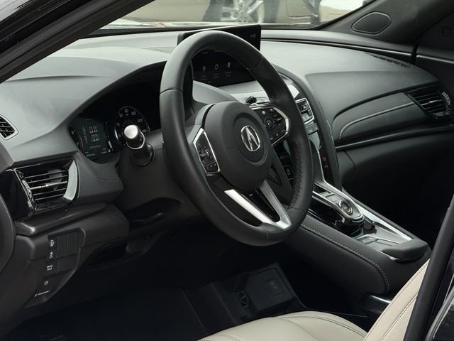 Certified 2025 Acura RDX SH-AWD image 11