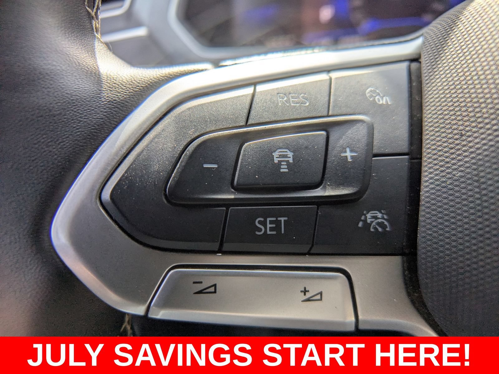 Used 2024 Volkswagen Tiguan Wolfsburg Edition AWD/4WD image 33