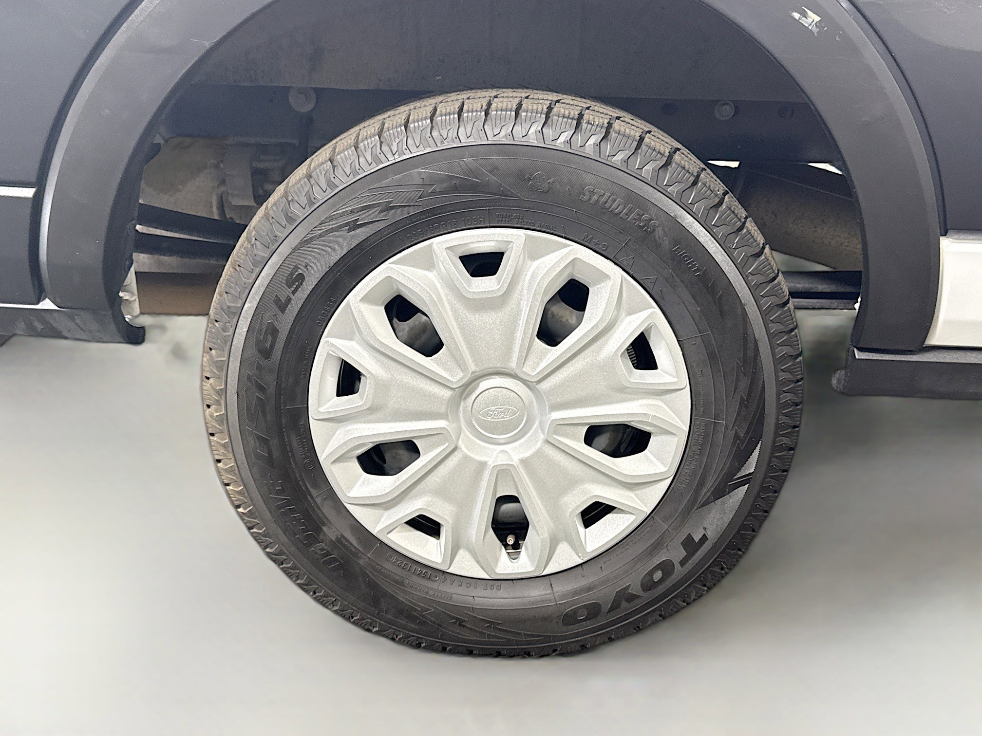 Used 2023 Ford Transit 350 XLT image 32