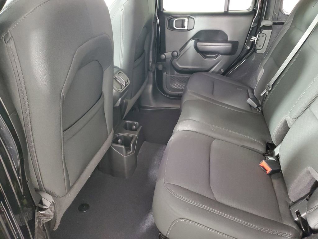 Used 2022 Jeep Wrangler Unlimited Sport image 13