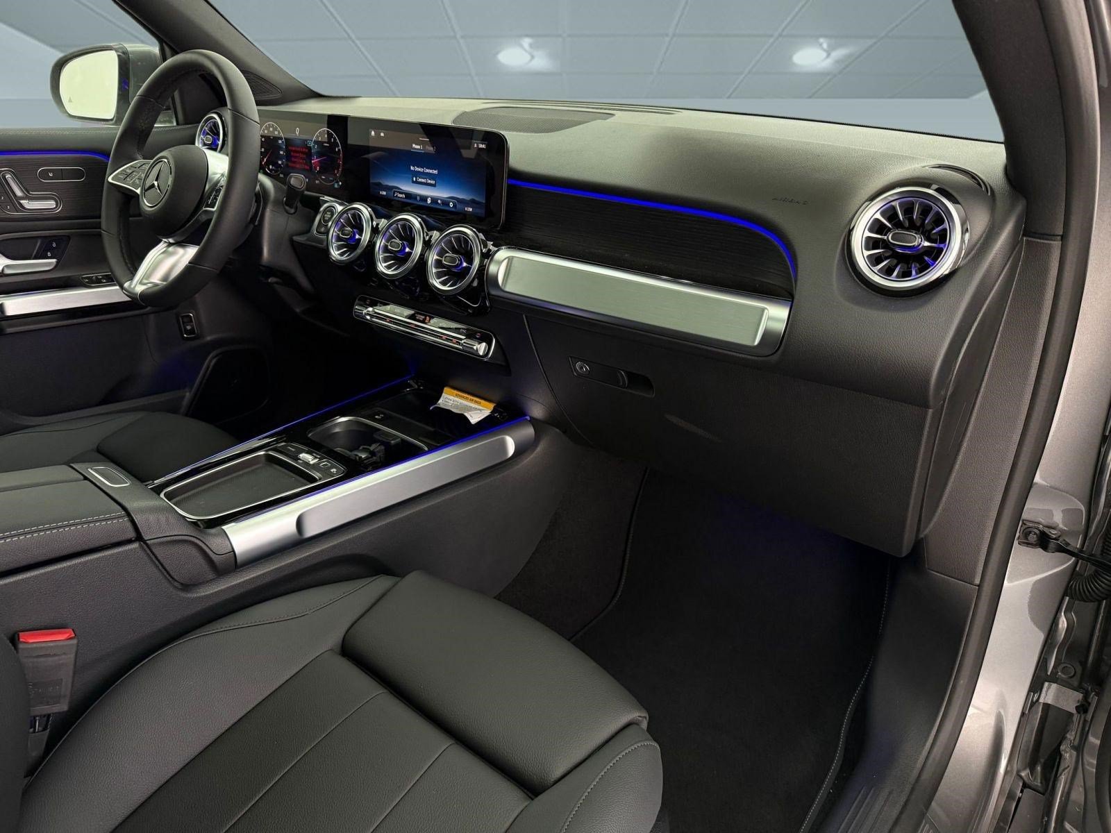 New 2025 Mercedes-Benz GLB 250 4MATIC image 21