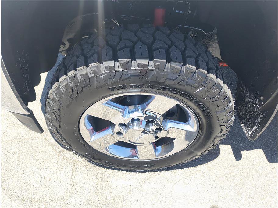 Used 2015 GMC Sierra 2500 SLT w/ Duramax Plus Package AWD/4WD image 20