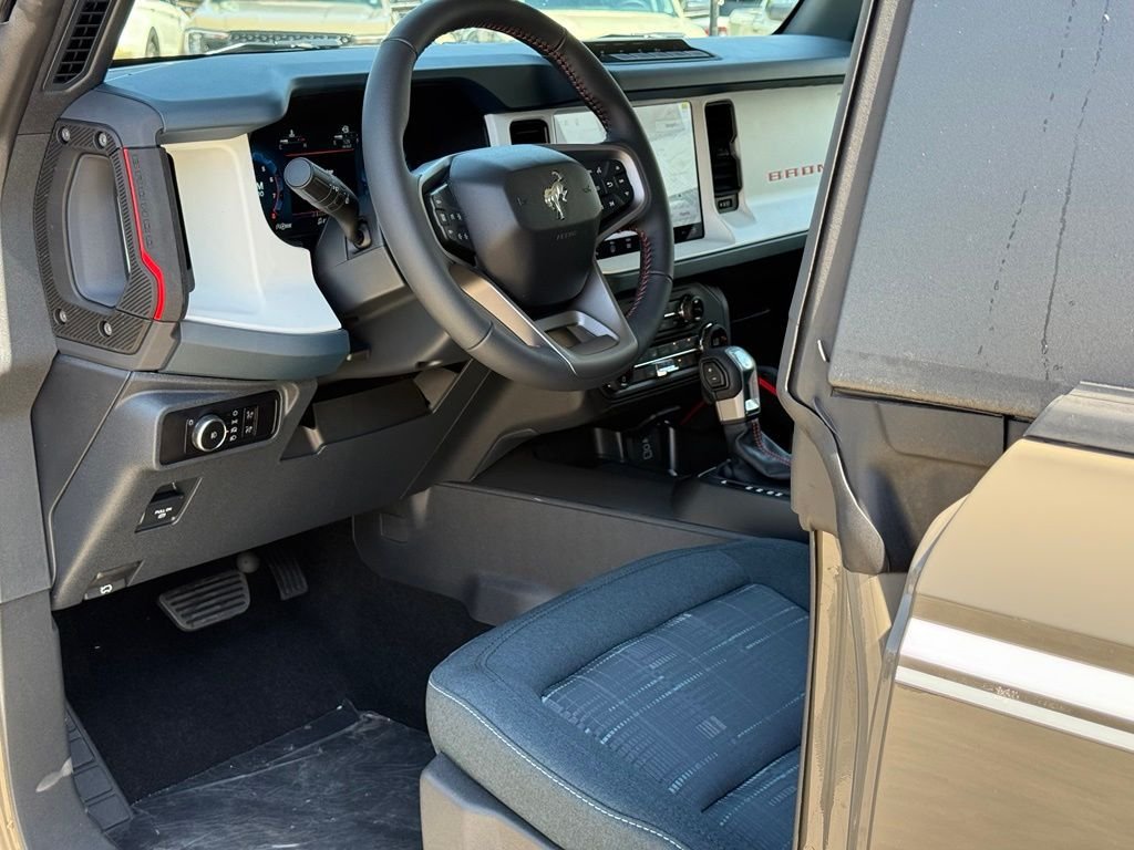 New 2026 Ford Bronco Heritage Edition AWD/4WD image 6