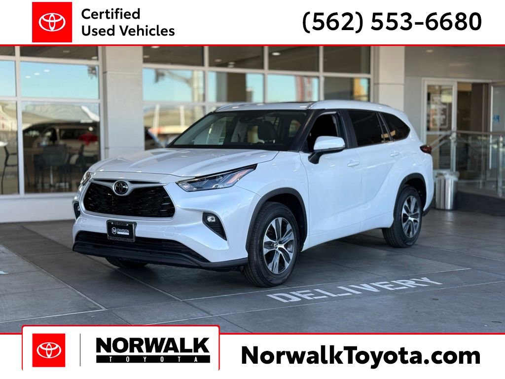 Certified 2023 Toyota Highlander XLE