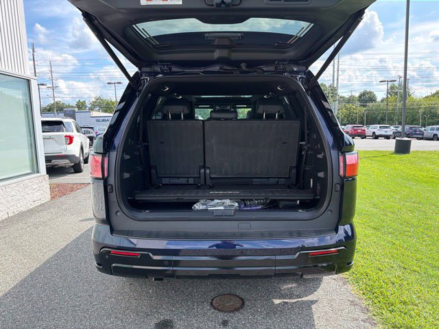 New 2026 Toyota Sequoia Platinum AWD/4WD image 7