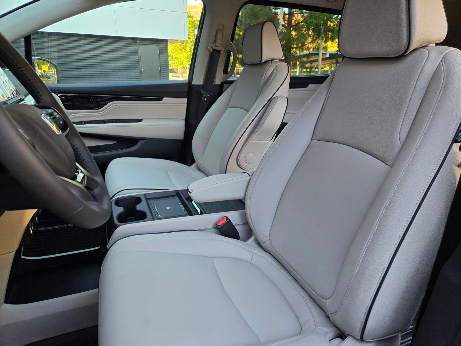 New 2026 Honda Odyssey Touring image 19