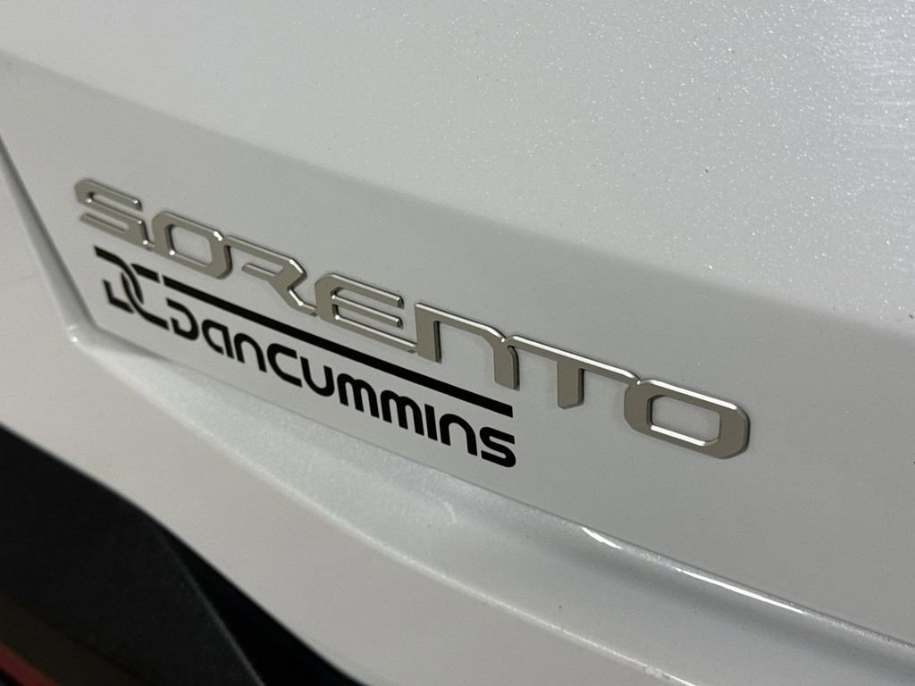 Used 2024 Kia Sorento S FWD image 27