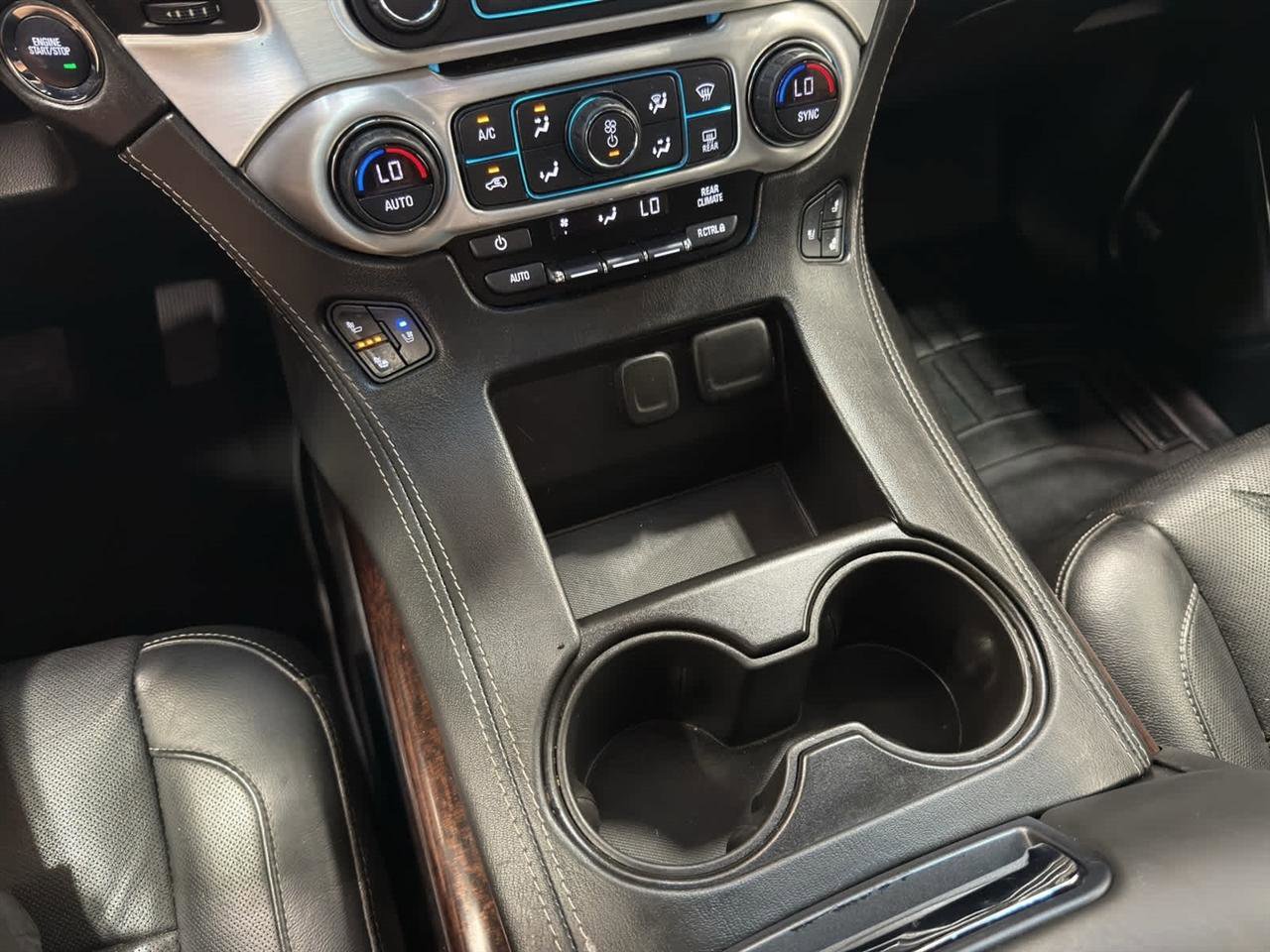 Used 2018 GMC Yukon SLT image 25