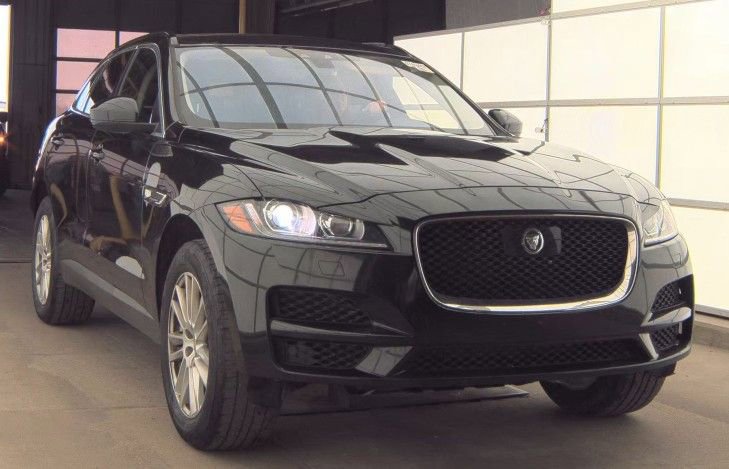 Used 2019 Jaguar F-PACE Prestige AWD/4WD image 2
