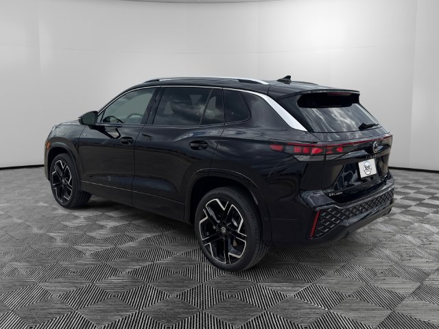 New 2026 Volkswagen Tiguan SEL R-Line AWD/4WD image 3