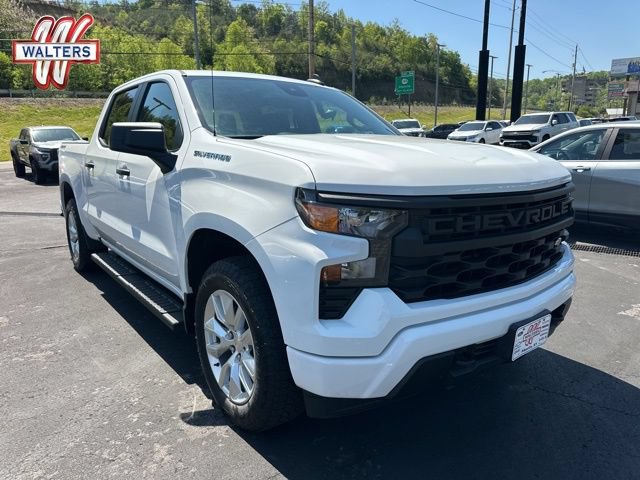 Used 2023 Chevrolet Silverado 1500 Custom w/ LPO, Dark Essentials Package AWD/4WD image 1