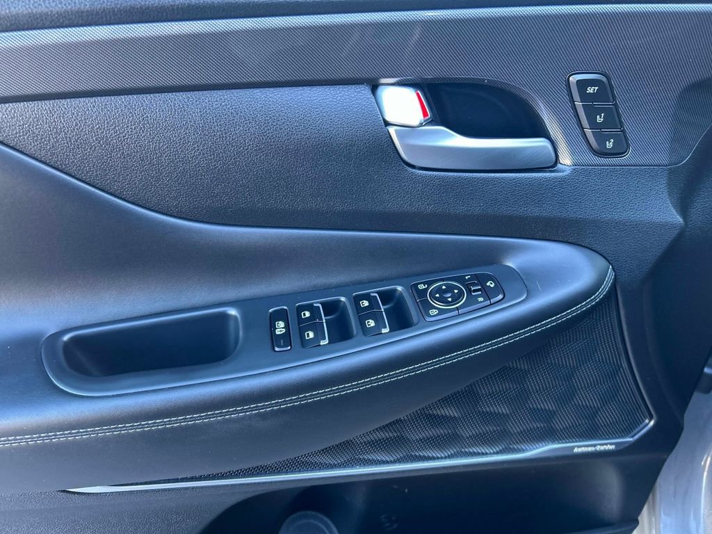 Used 2022 Hyundai Santa Fe Limited image 20