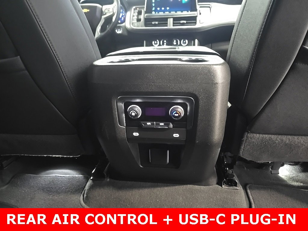 Used 2024 Chevrolet Suburban LT image 28