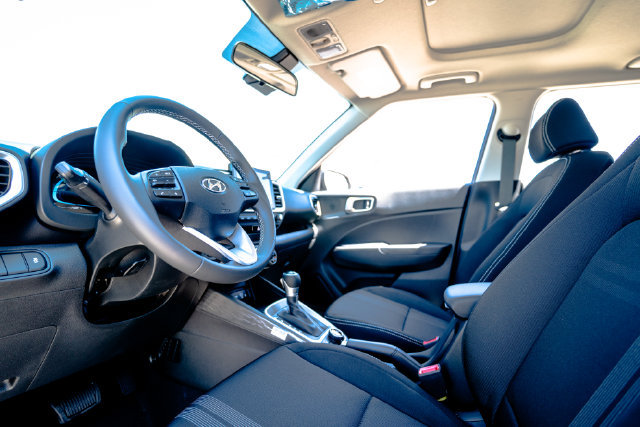 New 2026 Hyundai Venue SEL FWD image 4