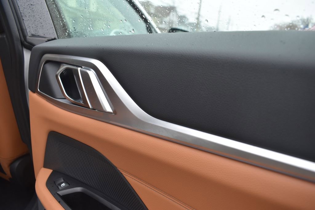 Used 2023 BMW i4 eDrive40 w/ M Sport Package image 28