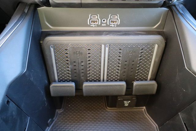 Used 2025 RAM 2500 Laramie image 30