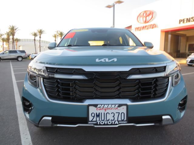 Used 2024 Kia Seltos EX image 2