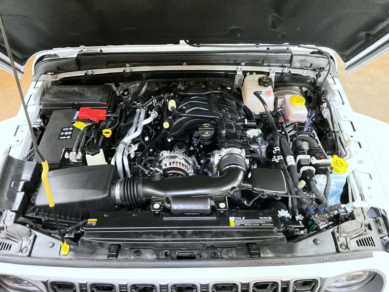 Used 2025 Jeep Wrangler Unlimited Rubicon image 24