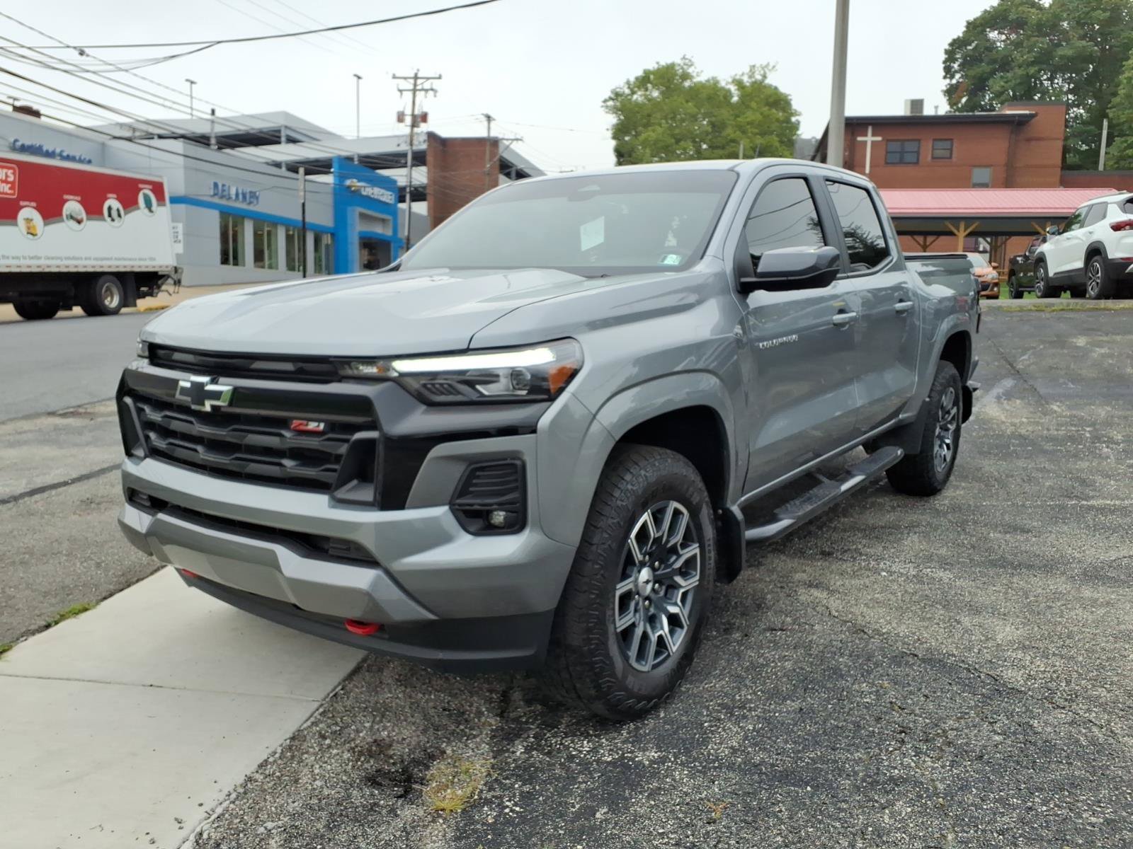 Used 2025 Chevrolet Colorado Z71 AWD/4WD image 7