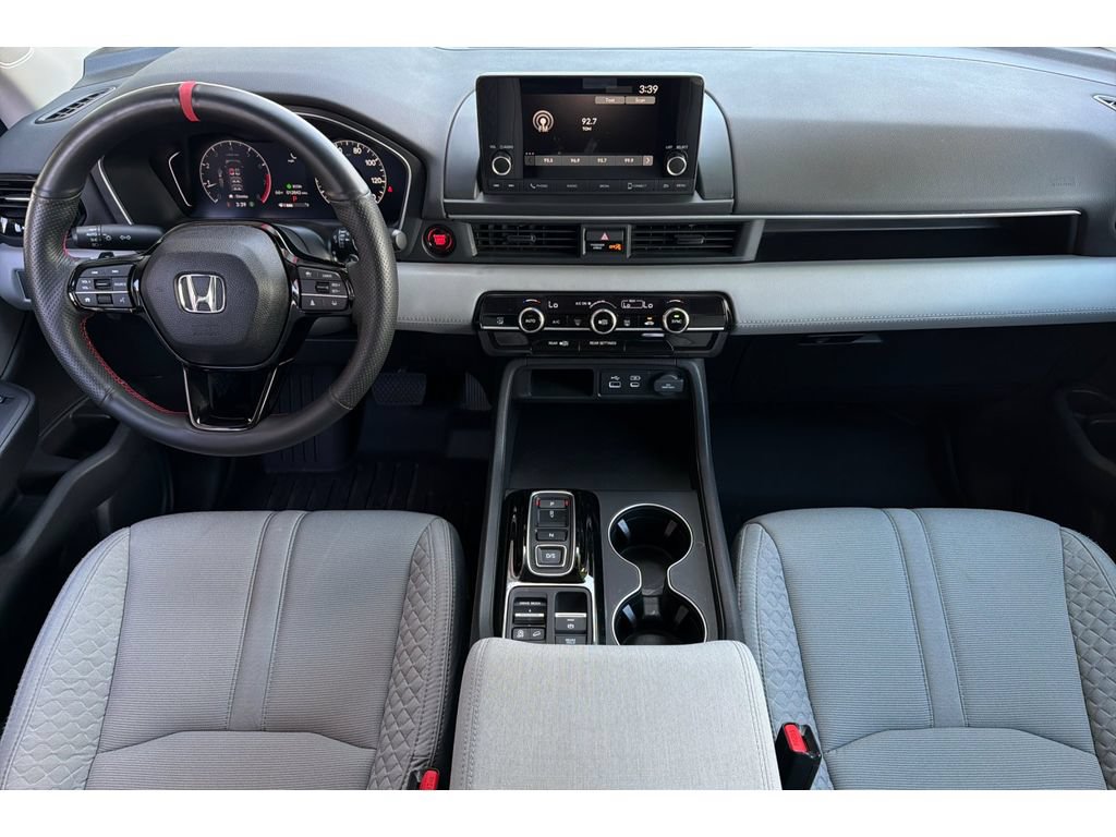Used 2024 Honda Pilot LX image 15